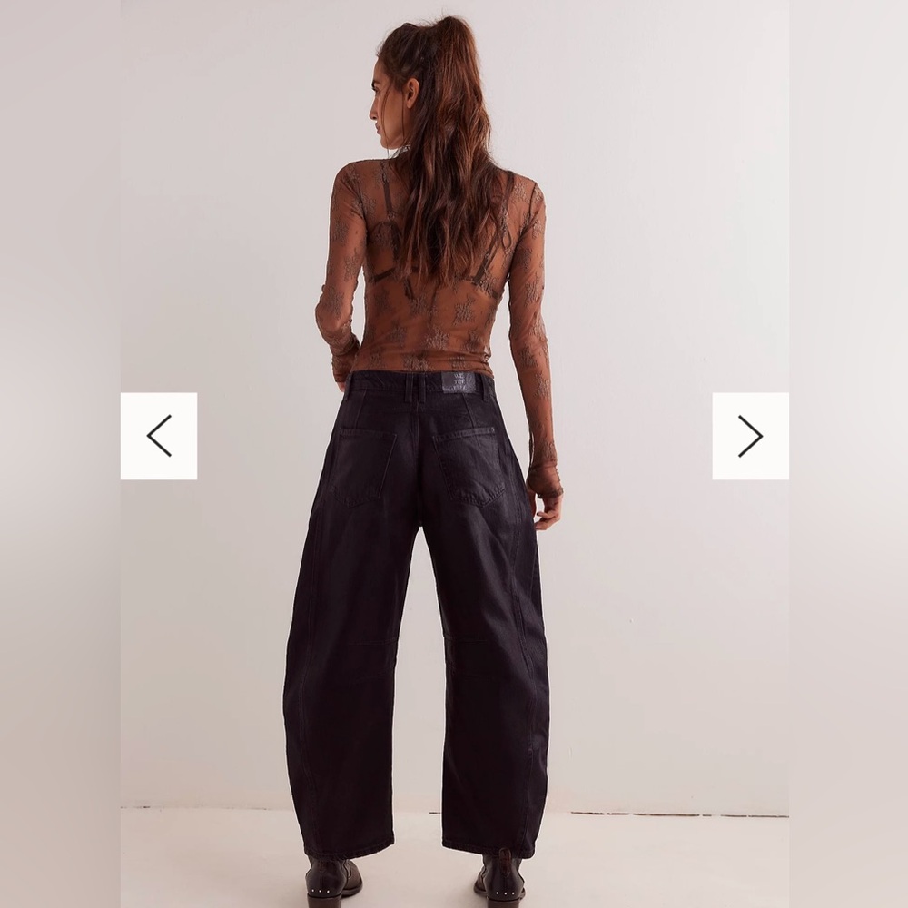 We The Free Good Luck Coated Barrel Jeans| New Moon | size 25